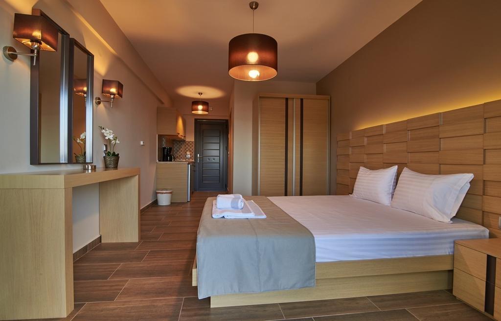 Athos Thea Luxury Rooms Сарти Стая снимка