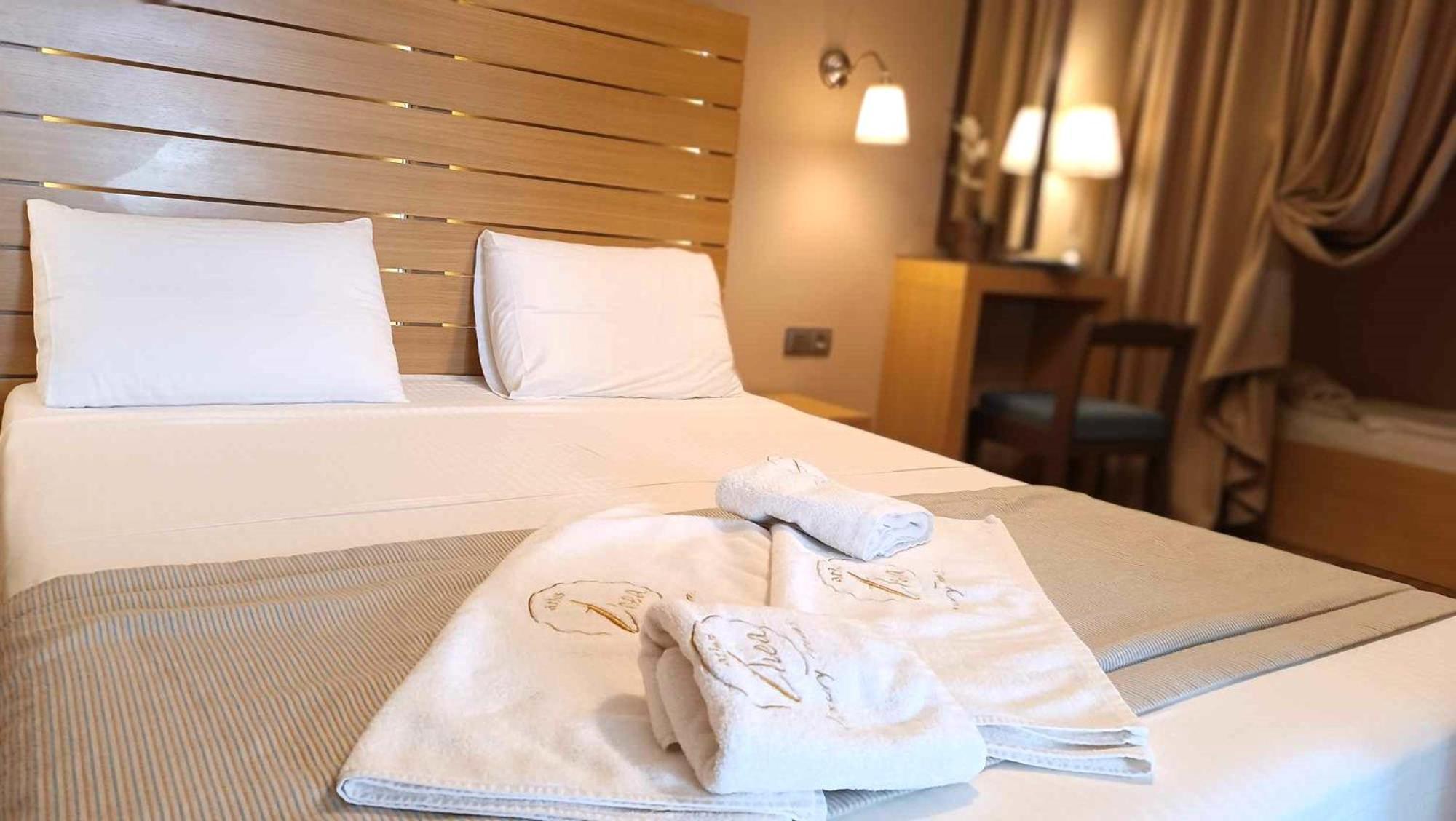 Athos Thea Luxury Rooms Сарти Екстериор снимка