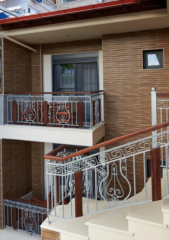 Athos Thea Luxury Rooms Сарти Екстериор снимка